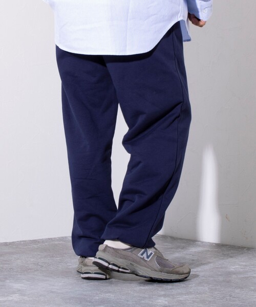 GEVACO(ゲバコ)の「【GEVACO/ゲバコ】リラックス 裏毛 ワイドスウェットパンツ ワンポイントロゴ(スウェットパンツ・メンズ・グレー/オートミール/ネイビー・M/L)」の6枚目の写真