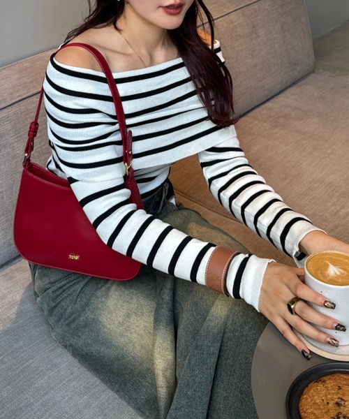 efill(エフィル)の「ボーダー オフショルダー トップス(Tシャツ/カットソー・レディース・ベージュ系・FREE)」の3枚目の写真