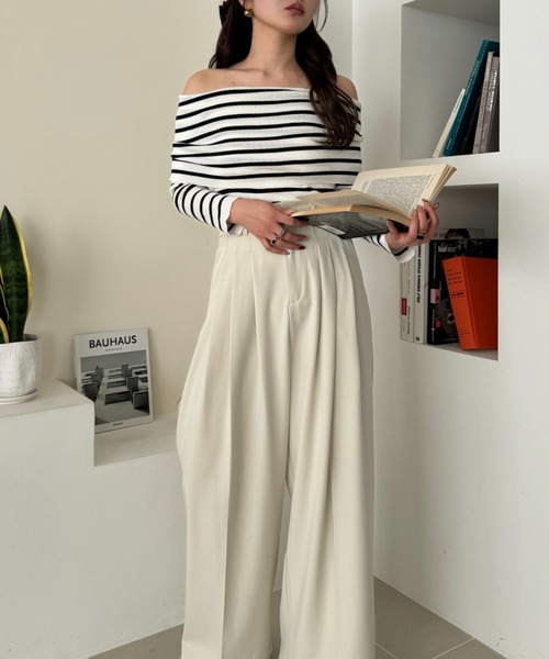 efill(エフィル)の「ボーダー オフショルダー トップス(Tシャツ/カットソー・レディース・ベージュ系・FREE)」の14枚目の写真