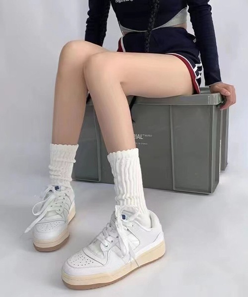 CALIFORNIA OUTFITTERS（カリフォルニア アウトフィッターズ）の「3-9D25 無地 リブルーズソックス 膝下丈 シンプル 薄手（ソックス/靴下・レディース・ホワイト/グレー/ブラック・ONESIZE）」の4枚目の写真