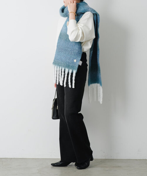 PAPILLONNER（パピヨネ）の「グラデーションマフラー（マフラー・レディース・ブラウン/ブルー・FREE）」の11枚目の写真