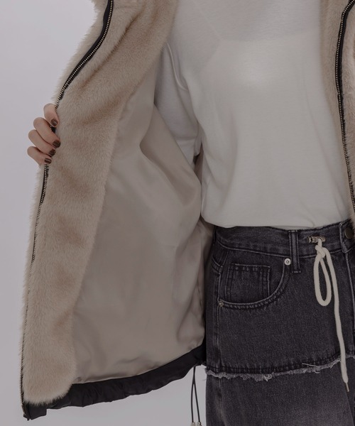 エイミーロウ  Eimee Law ドロストカラーモンスターコート ブラック 88500761b_b_261_500.jpg