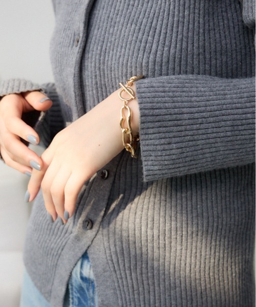 AZUL by moussy(アズールバイマウジー)の「ニュアンスシェイプドチェーンブレスレット(ブレスレット・レディース・ゴールド系その他/シルバー・FREE)」の1枚目の写真