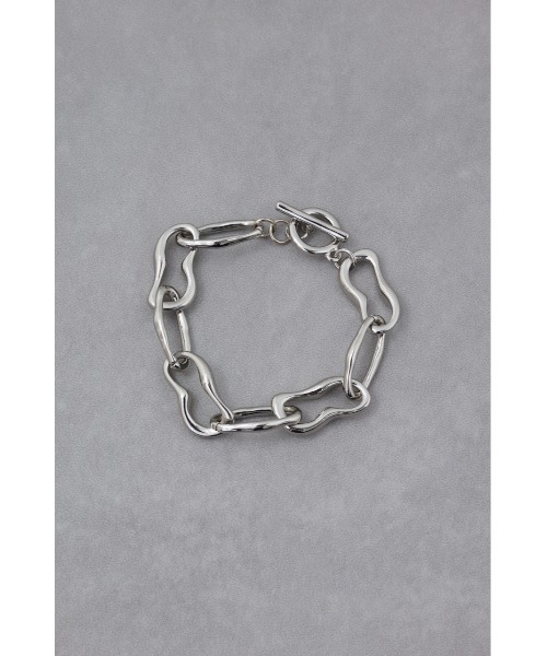 AZUL by moussy(アズールバイマウジー)の「ニュアンスシェイプドチェーンブレスレット(ブレスレット・レディース・ゴールド系その他/シルバー・FREE)」の4枚目の写真