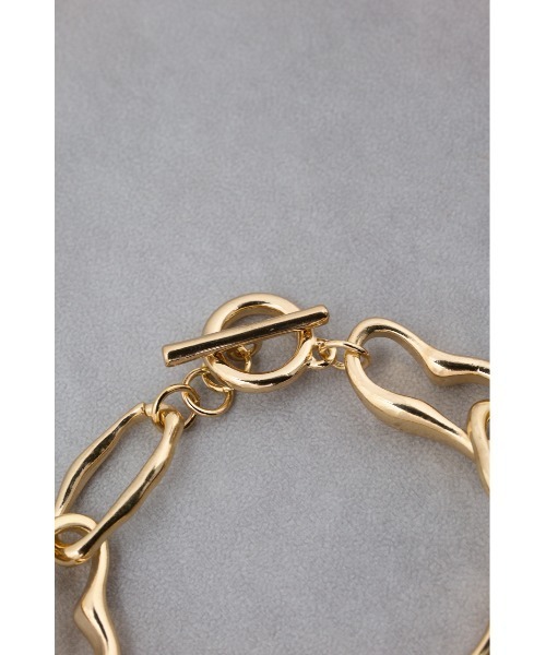 AZUL by moussy(アズールバイマウジー)の「ニュアンスシェイプドチェーンブレスレット(ブレスレット・レディース・ゴールド系その他/シルバー・FREE)」の10枚目の写真