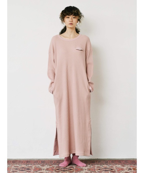 KEnTe（ケンテ）の「Thermal Long One Piece（ワンピース・レディース・ブラック/アイボリー・M）」の4枚目の写真
