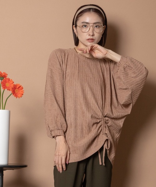Bou Jeloud(ブージュルード)の「ウエストギャザープルオーバー(Tシャツ/カットソー・レディース・ベージュ/ブラック/ブルー・FREE)」の17枚目の写真