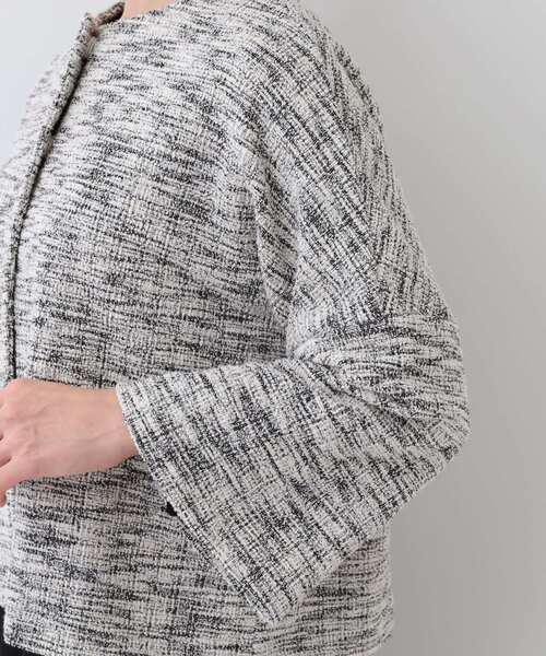 DRESKIP（ドレスキップ）の「袖フレアーカットツイードジャケット（ノーカラージャケット・レディース・ブラック/ホワイト系6・04/03/02/01）」の15枚目の写真