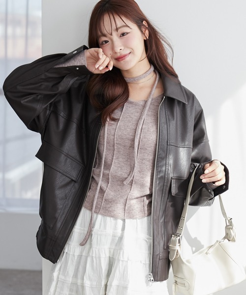 WEGO（ウィゴー）の「WEGO/ヴィンテージライクPUフライトジャケット（ブルゾン・レディース・ブラック/ダークブラウン・MEDIUM/SMALL）」の2枚目の写真