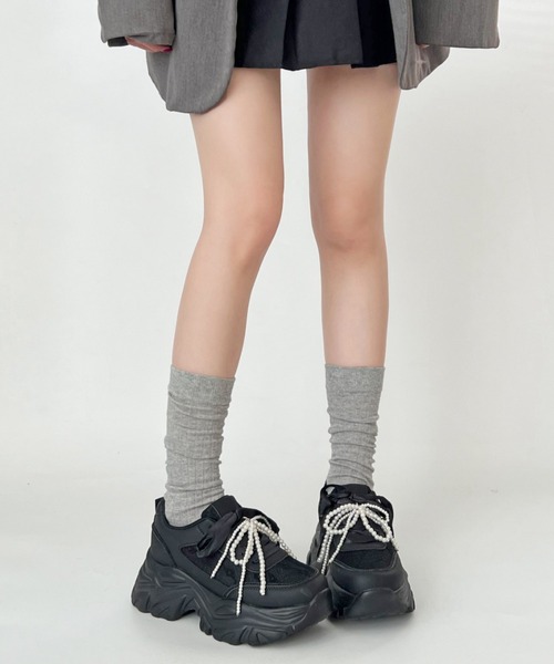 Shoes in Closet（シューズインクローゼット）の「【再入荷】+6.5㎝ 軽量 厚底 2WAY パールリボン レース ボリューム スニーカー 2678（スニーカー・レディース・ホワイト/ブラック・M/S/LL/L）」の13枚目の写真