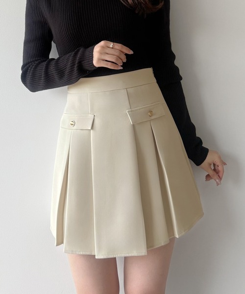 mipiarl（ミピアール）の「インナーパンツ付ゴールドボタンプリーツミニスカート（スカート・レディース・ブラック/アイボリー/ダークグレー・SMALL/MEDIUM/LARGE/X-LARGE）」の12枚目の写真