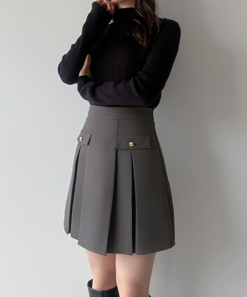 mipiarl（ミピアール）の「インナーパンツ付ゴールドボタンプリーツミニスカート（スカート・レディース・ブラック/アイボリー/ダークグレー・SMALL/MEDIUM/LARGE/X-LARGE）」の18枚目の写真