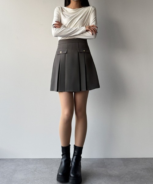 mipiarl（ミピアール）の「インナーパンツ付ゴールドボタンプリーツミニスカート（スカート・レディース・ブラック/アイボリー/ダークグレー・SMALL/MEDIUM/LARGE/X-LARGE）」の14枚目の写真