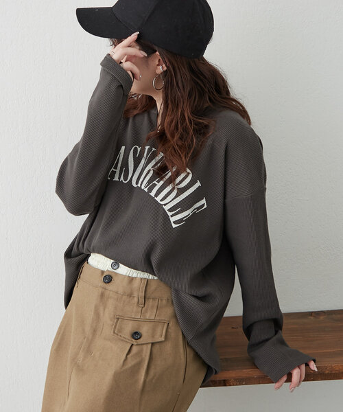 NUNIFE（ユニフィー）の「【UNISEX】サーマルロゴプルオーバー（Tシャツ/カットソー・レディース・スミクロ/オフホワイト/グレー・FREE）」の22枚目の写真