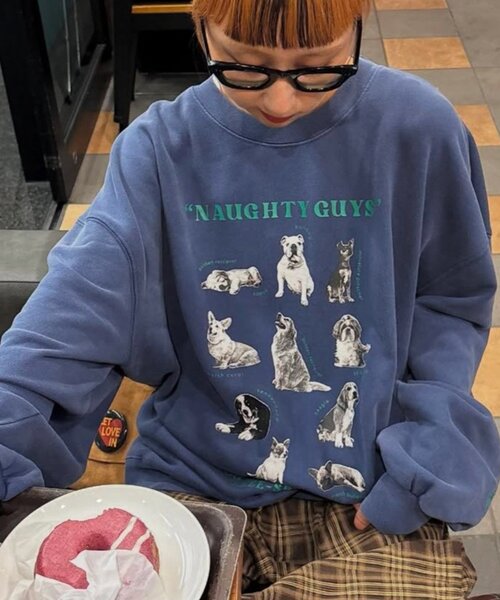 SOUNDSGOOOOD(サウンズグッド)の「【SOUNDS GOOOOD】プリント刺繍ヴィンテージスウェット(スウェット・レディース・ブラック/ベージュ/ピンク/グリーン/レッド/ベージュ系その他/ネイビー・ONE SIZE)」の6枚目の写真