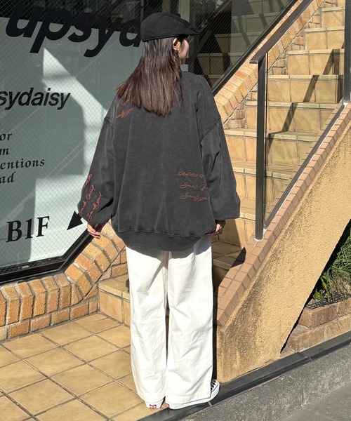 SOUNDSGOOOOD(サウンズグッド)の「【SOUNDS GOOOOD】プリント刺繍ヴィンテージスウェット(スウェット・レディース・ブラック/ベージュ/ピンク/グリーン/レッド/ベージュ系その他/ネイビー・ONE SIZE)」の15枚目の写真