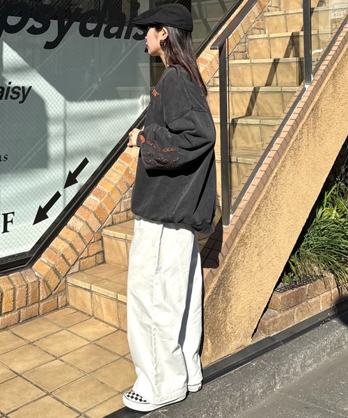 SOUNDSGOOOOD(サウンズグッド)の「【SOUNDS GOOOOD】プリント刺繍ヴィンテージスウェット(スウェット・レディース・ブラック/ベージュ/ピンク/グリーン/レッド/ベージュ系その他/ネイビー・ONE SIZE)」の16枚目の写真