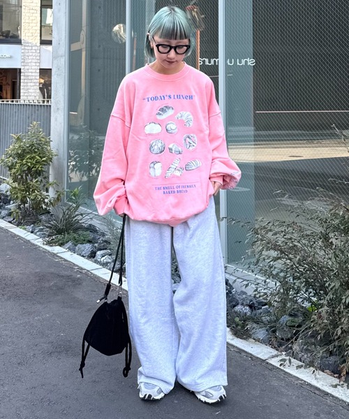 SOUNDSGOOOOD(サウンズグッド)の「【SOUNDS GOOOOD】プリント刺繍ヴィンテージスウェット(スウェット・レディース・ブラック/ベージュ/ピンク/グリーン/レッド/ベージュ系その他/ネイビー・ONE SIZE)」の8枚目の写真