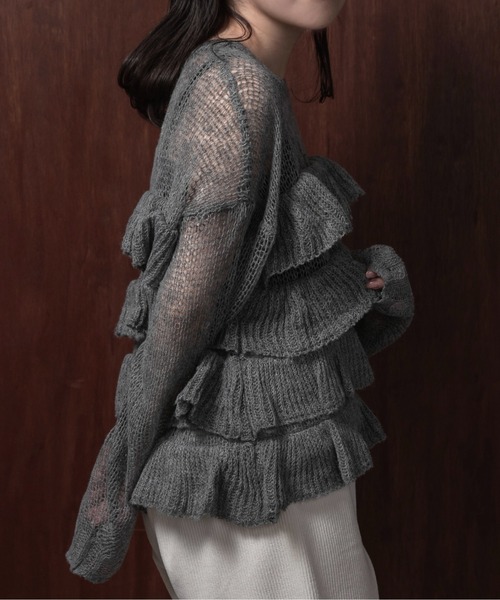 lawgy(ラウジー)の「frill loose low gauge knit / フリルルースローゲージニット(ニット/セーター・レディース・ベビーピンク/グレー/ホワイト・FREE)」の11枚目の写真