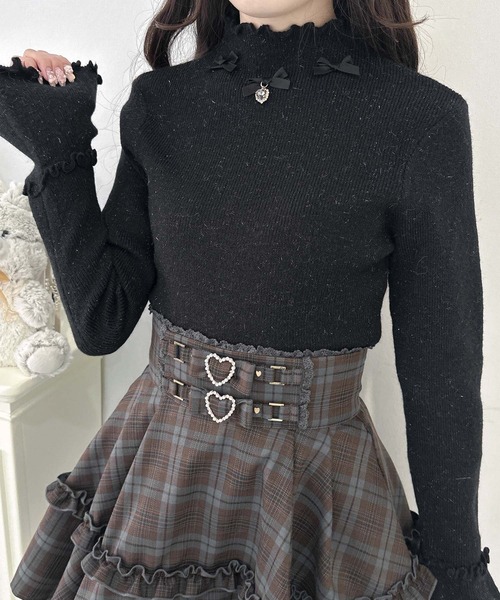 ROJITA(ロジータ)の「リボン付メロースタンドネックニット(ニット/セーター・レディース・アイボリー/グレー/ブラック・FREE)」の3枚目の写真