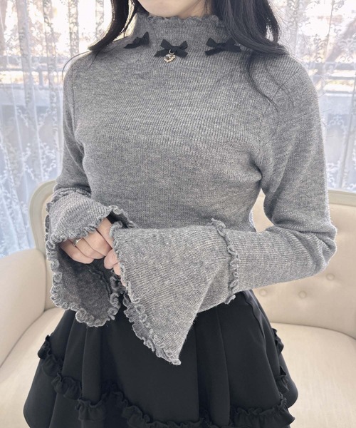 ROJITA(ロジータ)の「リボン付メロースタンドネックニット(ニット/セーター・レディース・アイボリー/グレー/ブラック・FREE)」の13枚目の写真