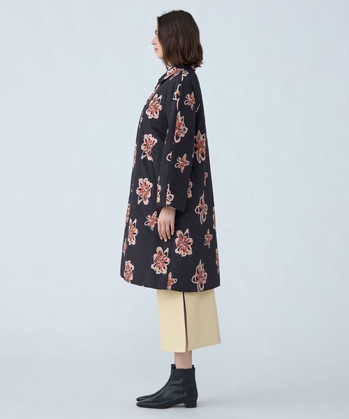 MACPHEE(マカフィー)の「フラワープリント ステンカラーコート(ステンカラーコート・レディース・グレー系その他2・36)」の3枚目の写真