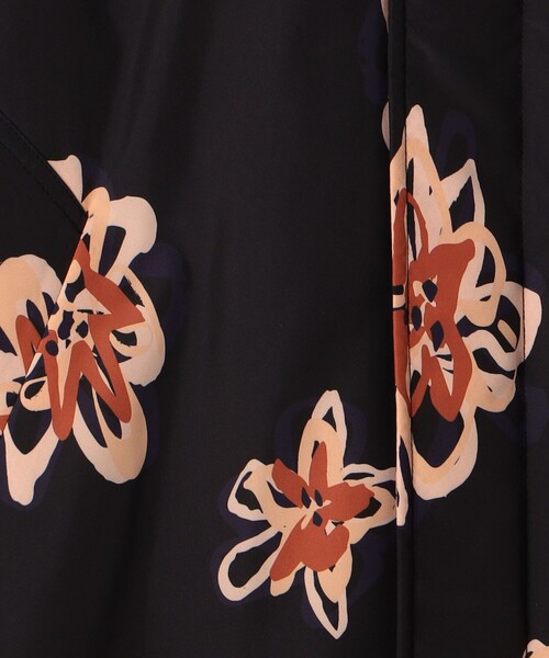 MACPHEE(マカフィー)の「フラワープリント ステンカラーコート(ステンカラーコート・レディース・グレー系その他2・36)」の10枚目の写真