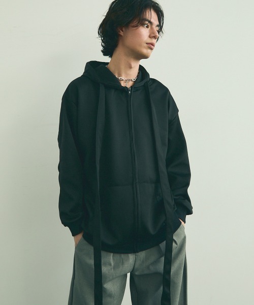 Shoowtime(ショウタイム)の「Spindle long string zip up hoodie / スピンドルロングストリングスジップアップフーディ(パーカー・メンズ・ブラック/グレー・X-LARGE/LARGE/MEDIUM)」の4枚目の写真