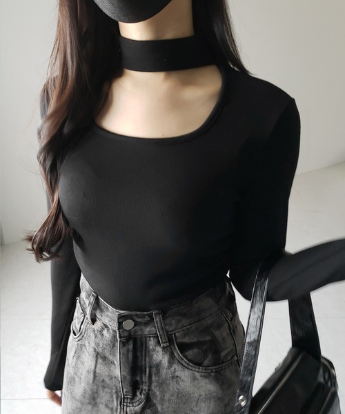 me+em select(ミームセレクト)の「※※【 3color / 裏起毛 】スクエアネックチョーカーシャーリングトップス / square neck choker shirring tops(Tシャツ/カットソー・レディース・ホワイト/ブラック/グレー・FREE)」の1枚目の写真