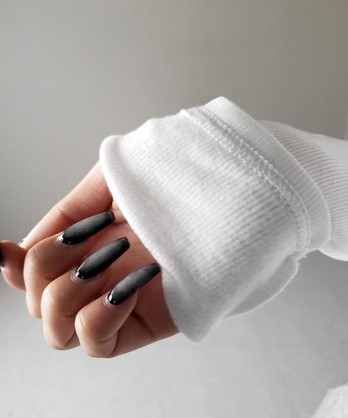me+em select(ミームセレクト)の「※※【 3color / 裏起毛 】スクエアネックチョーカーシャーリングトップス / square neck choker shirring tops(Tシャツ/カットソー・レディース・ホワイト/ブラック/グレー・FREE)」の5枚目の写真