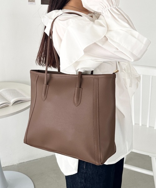 CLEA(クレア)の「【A4サイズ対応】スクエアトートバッグ(トートバッグ・レディース・ブラック/アイボリー/ブラウン・FREE)」の14枚目の写真