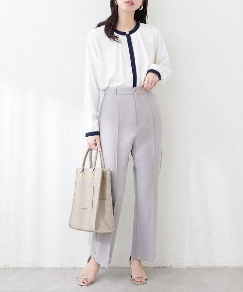 natural couture(ナチュラルクチュール)の「配色衿タックブラウス(シャツ/ブラウス・レディース・ミント/ネイビー/その他1/オフホワイト/グレイッシュベージュ・FREE)」の11枚目の写真