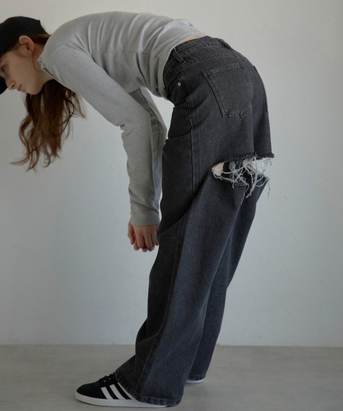 MINERTE(ミネルテ)の「【MINERTE】back damaged denim pants / バックダメージデニムパンツ(デニムパンツ・レディース・ブラック/ライトブルー・M/S)」の2枚目の写真