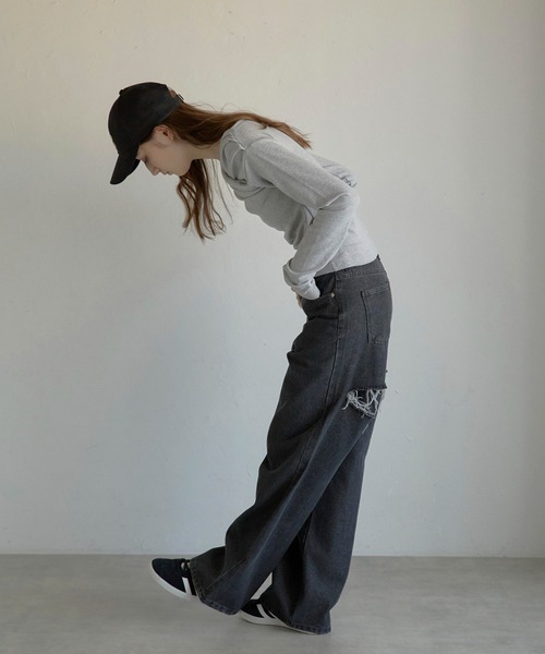 MINERTE(ミネルテ)の「【MINERTE】back damaged denim pants / バックダメージデニムパンツ(デニムパンツ・レディース・ブラック/ライトブルー・M/S)」の5枚目の写真