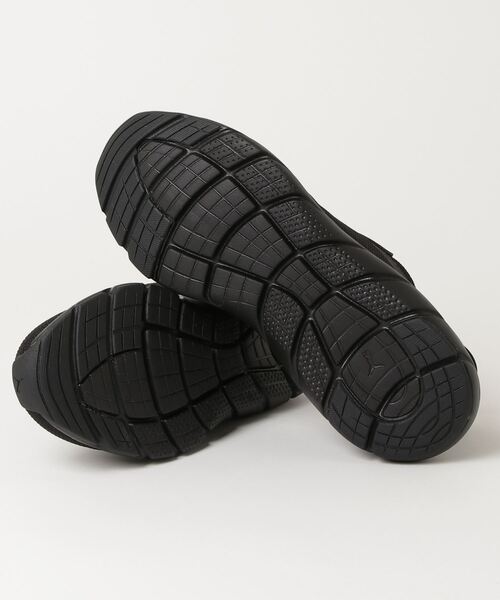 PUMA（プーマ）の「プーマ PUMA SOFTRIDE フレックス レース EASE IN ALT ワイド_（スニーカー・メンズ・ブラック×ブラック・25.5cm/26.5cm/27.5cm/25.0cm/26.0cm/27.0cm/28.0cm）」の3枚目の写真