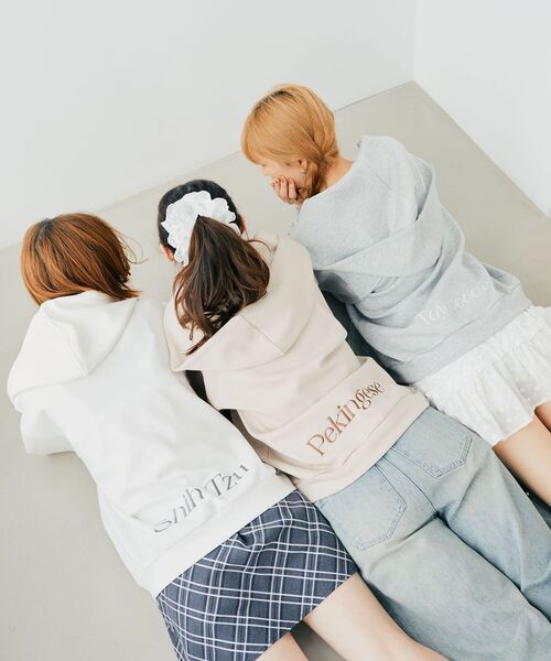 MAJESTIC LEGON（マジェスティックレゴン）の「SZKコラボ ゆるパーカー（パーカー・レディース・ベージュ/オフホワイト/グレー・MEDIUM）」の6枚目の写真