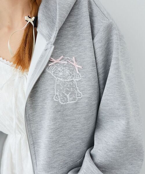 MAJESTIC LEGON（マジェスティックレゴン）の「SZKコラボ ゆるパーカー（パーカー・レディース・ベージュ/オフホワイト/グレー・MEDIUM）」の13枚目の写真