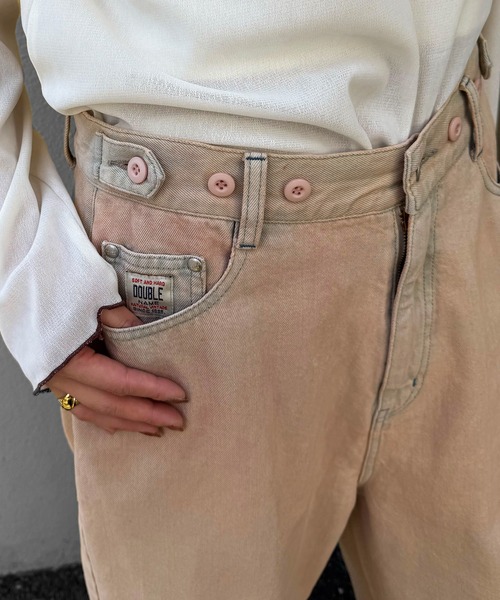 DOUBLE NAME(ダブルネーム)の「【ウエストサイズ調節可能/ユニセックス】ウエスト調節カラーオーバーダイデニムパンツ(デニムパンツ・レディース・グレー/ピンク/ベージュ・FREE)」の9枚目の写真