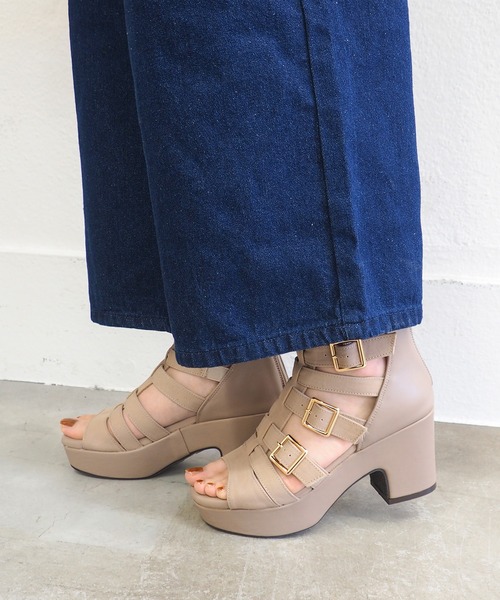 【ALDO】お洒落 ★ 厚底 ★ 楽ちん★ グラデュエイターサンダル セール】厚底グラディエーターサンダル レディース（サンダル