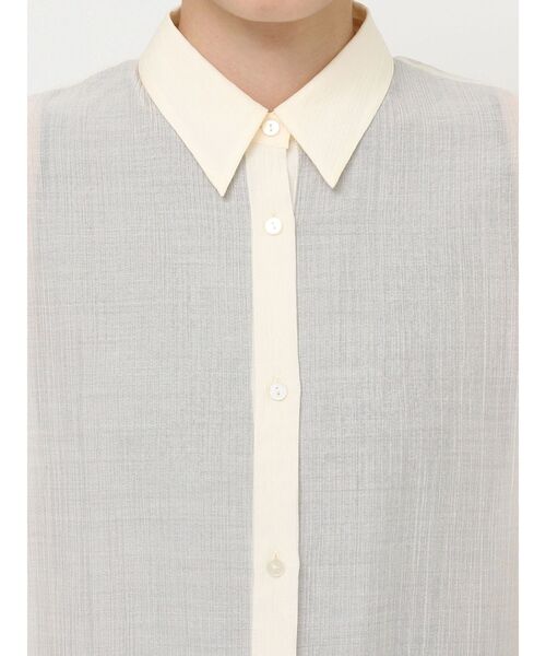 LAGUNAMOON(ラグナムーン)の「バックボタンワイドスリーブシャツ(シャツ/ブラウス・レディース・チャコールグレー/アイボリー・FREE)」の13枚目の写真