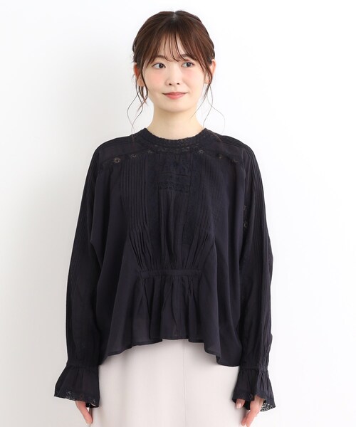 LAURA ASHLEY(ローラアシュレイ)の「【前後2WAY/羽織に使える】 リバーレースブラウス(シャツ/ブラウス・レディース・ブラック/オフホワイト・38)」の17枚目の写真