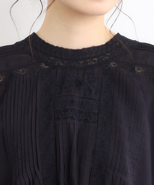 LAURA ASHLEY(ローラアシュレイ)の「【前後2WAY/羽織に使える】 リバーレースブラウス(シャツ/ブラウス・レディース・ブラック/オフホワイト・38)」の20枚目の写真