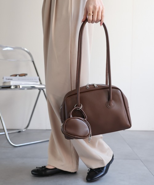 sakishimatokyo（サキシマトーキョー）の「ミニバッグ付きスクエアショルダーバッグ（ショルダーバッグ・レディース・オフホワイト/ブラック/ブラウン/キャメル・FREE）」の18枚目の写真