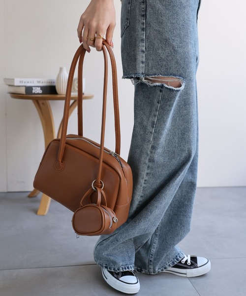 sakishimatokyo（サキシマトーキョー）の「ミニバッグ付きスクエアショルダーバッグ（ショルダーバッグ・レディース・オフホワイト/ブラック/ブラウン/キャメル・FREE）」の17枚目の写真