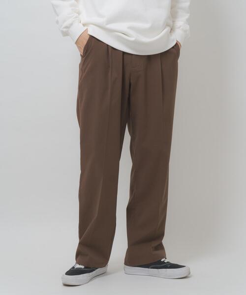 ITEMS URBANRESEARCH（アイテムズ アーバンリサーチ）の「『セットアップ対応』ヨウリュウ1-tuckテーパードパンツ（その他パンツ・メンズ・ブラウン/ネイビー/ブラック・MEDIUM/LARGE）」の5枚目の写真