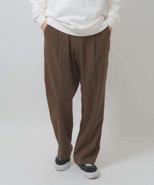 ITEMS URBANRESEARCH（アイテムズ アーバンリサーチ）の「『セットアップ対応』ヨウリュウ1-tuckテーパードパンツ（その他パンツ・メンズ・ブラウン/ネイビー/ブラック・MEDIUM/LARGE）」の6枚目の写真