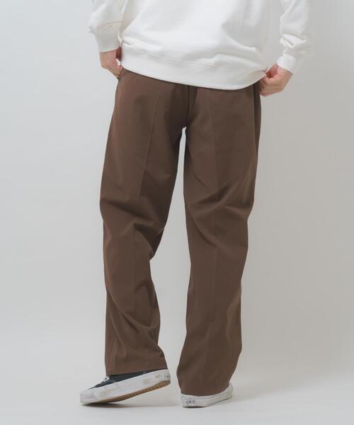 ITEMS URBANRESEARCH（アイテムズ アーバンリサーチ）の「『セットアップ対応』ヨウリュウ1-tuckテーパードパンツ（その他パンツ・メンズ・ブラウン/ネイビー/ブラック・MEDIUM/LARGE）」の7枚目の写真