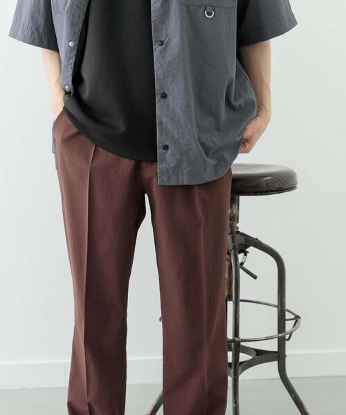 ITEMS URBANRESEARCH（アイテムズ アーバンリサーチ）の「『セットアップ対応』ヨウリュウ1-tuckテーパードパンツ（その他パンツ・メンズ・ブラウン/ネイビー/ブラック・MEDIUM/LARGE）」の8枚目の写真