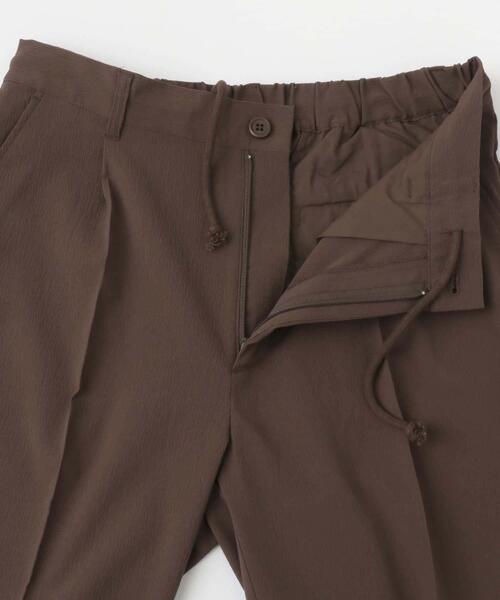 ITEMS URBANRESEARCH（アイテムズ アーバンリサーチ）の「『セットアップ対応』ヨウリュウ1-tuckテーパードパンツ（その他パンツ・メンズ・ブラウン/ネイビー/ブラック・MEDIUM/LARGE）」の15枚目の写真