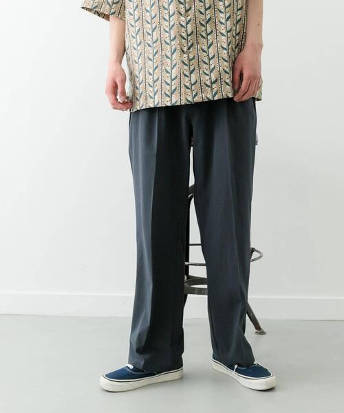 ITEMS URBANRESEARCH（アイテムズ アーバンリサーチ）の「『セットアップ対応』ヨウリュウ1-tuckテーパードパンツ（その他パンツ・メンズ・ブラウン/ネイビー/ブラック・MEDIUM/LARGE）」の20枚目の写真